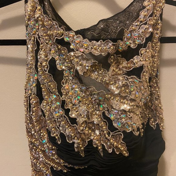 Jovani Black and Gold Sequin Open Back Cocktail Dress. Size 8 - Picture 2 of 7